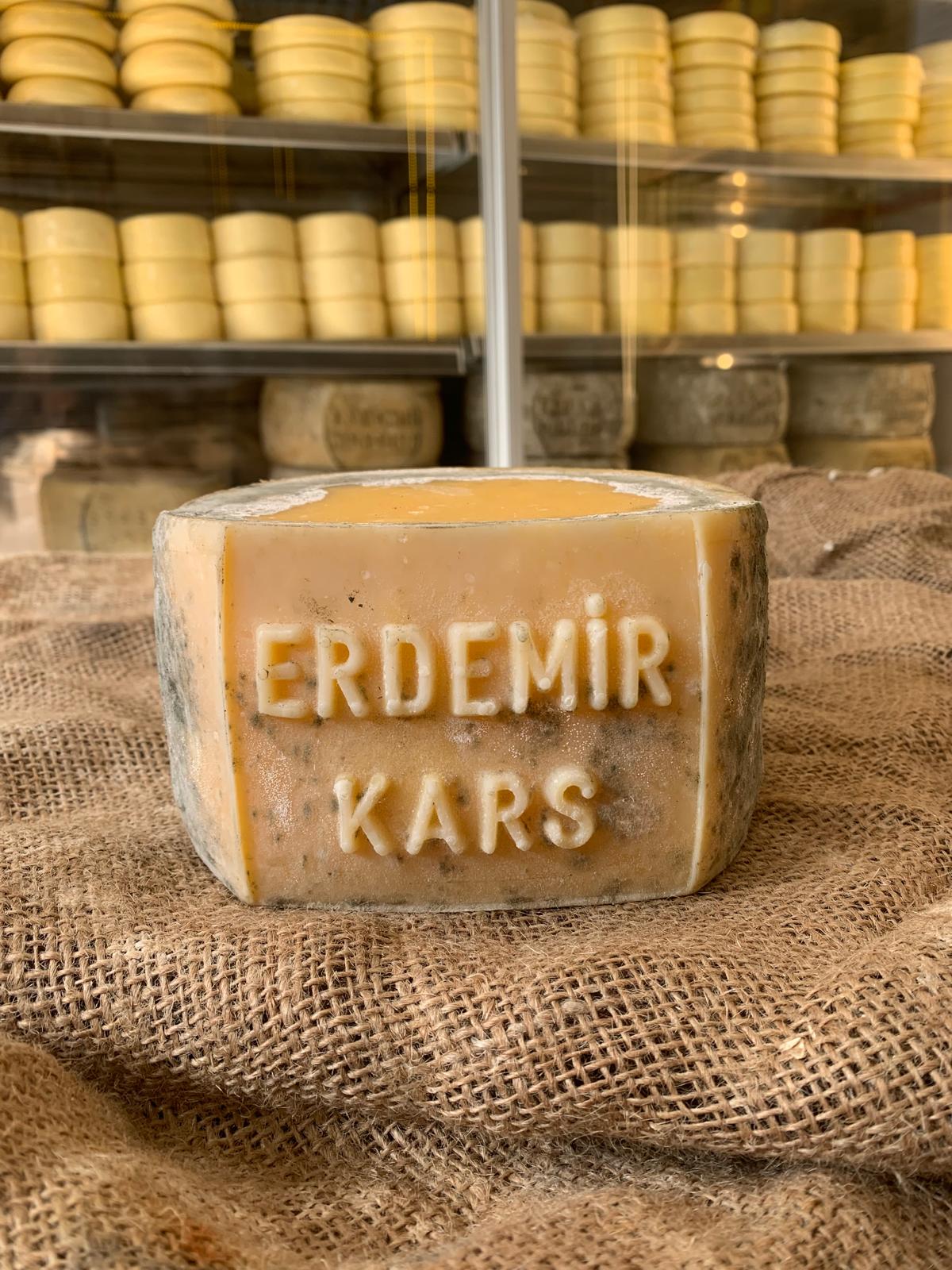 Orta Eski Kaşar (1.8 - 2) KG